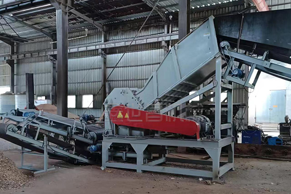 廢鐵金屬破碎機